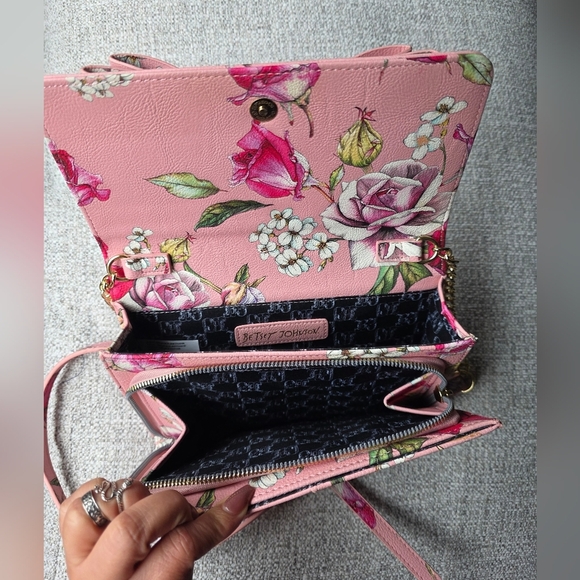Betsey Johnson XL 3 Pocket Wallet Purse Floral Print - Picture 10 of 16